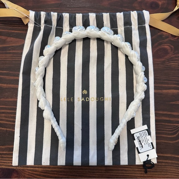 Anthropologie Lele Sadoughi Graduated Baroque Pearl Headband main image 7